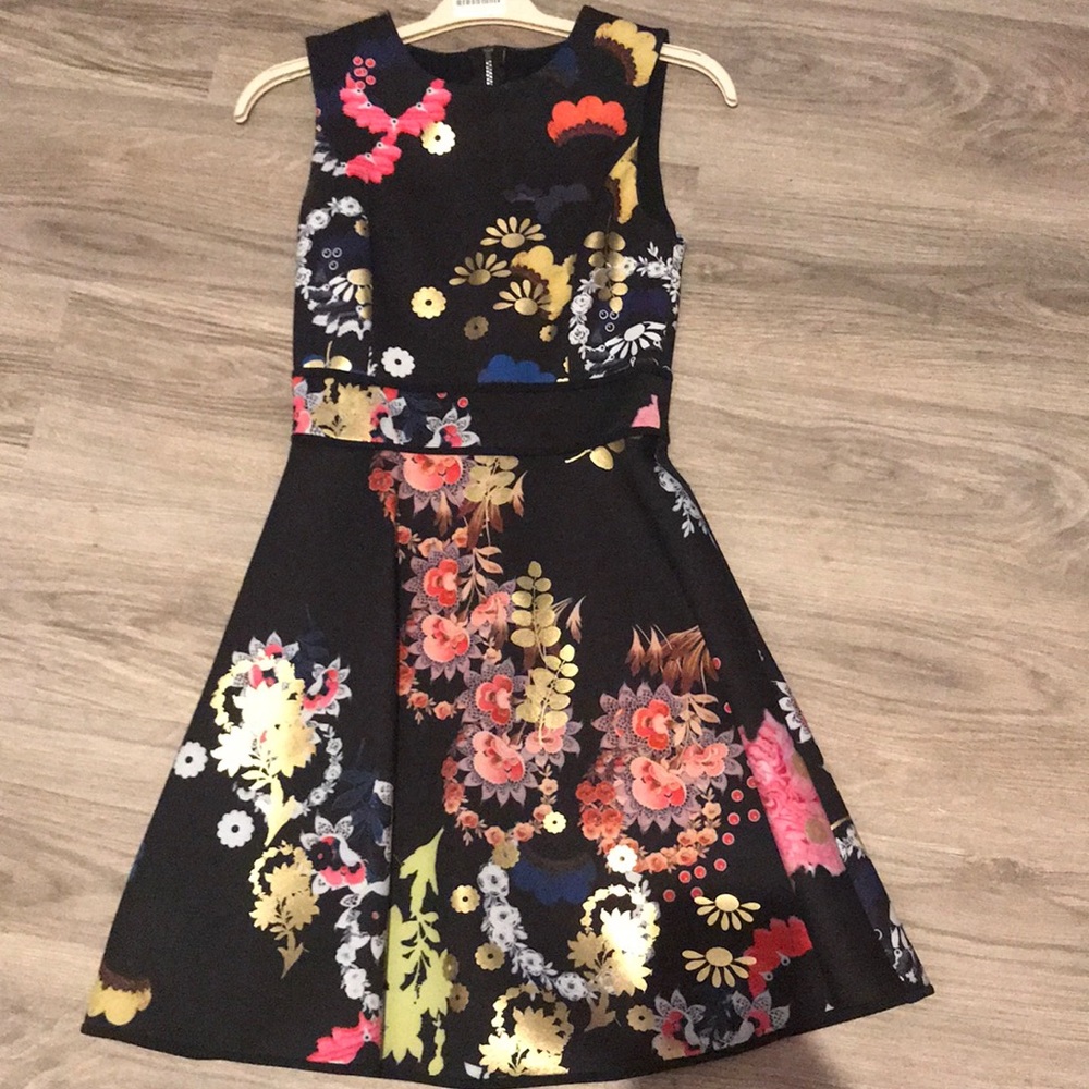 Cynthia Rowley floral dress size 6